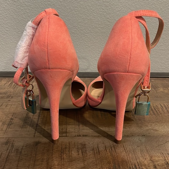 JustFab Pink heels with Ankle strap. Size 7, Never Worn. - Picture 5 of 6